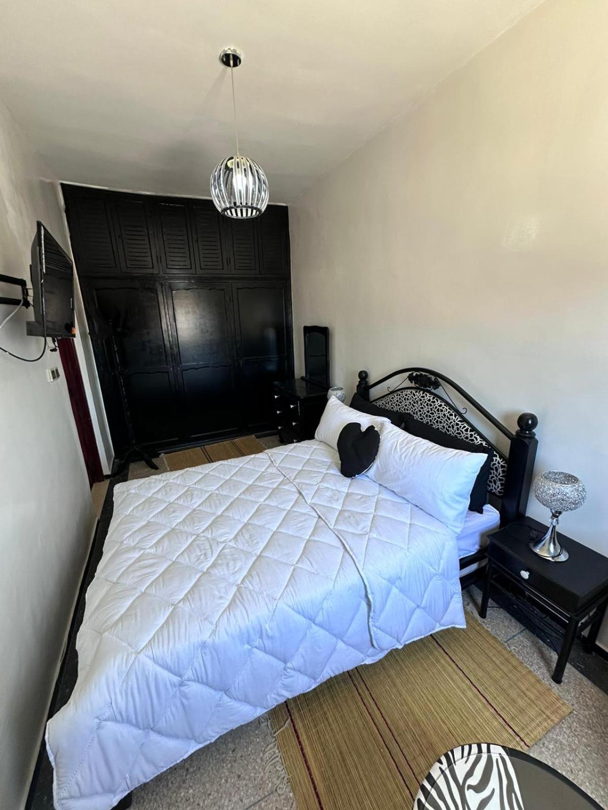 Anza Haven Surf House Bed & Breakfast Agadir Ngoại thất bức ảnh